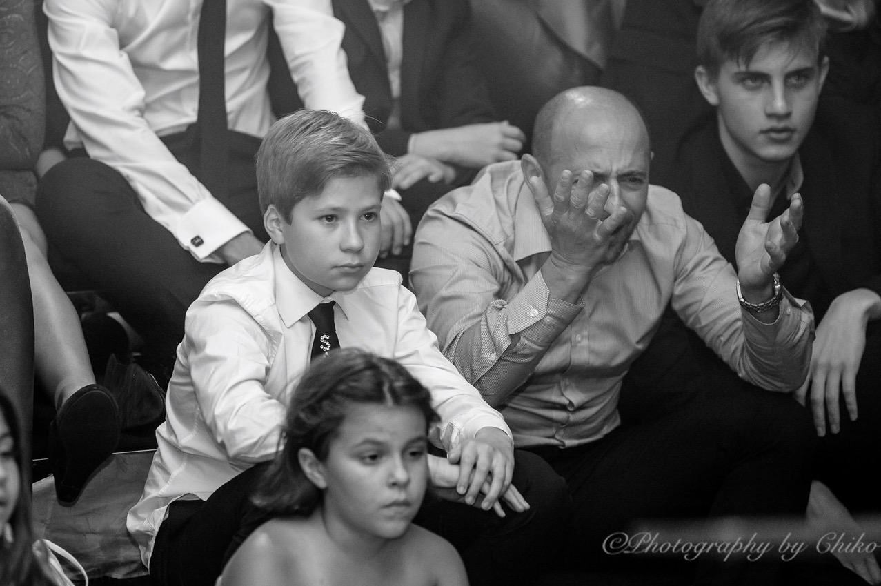 Magician for Bar Mitzvah, UK's No.1 Bar Mitzvah Illusionist Sean Alexander